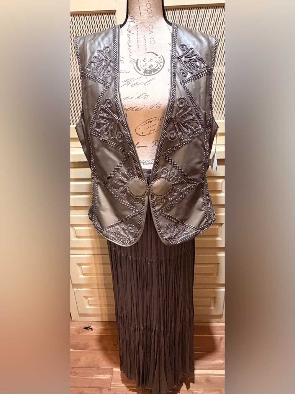 NWT Vintage Double D Ranchwear Embroidered Vest Pleated M/L Orig $625